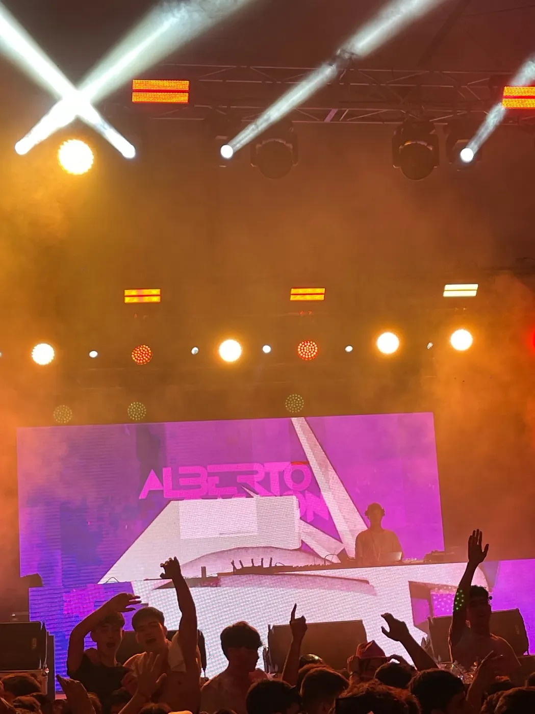 Escenario de festival